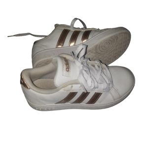 Adidas children size 11
